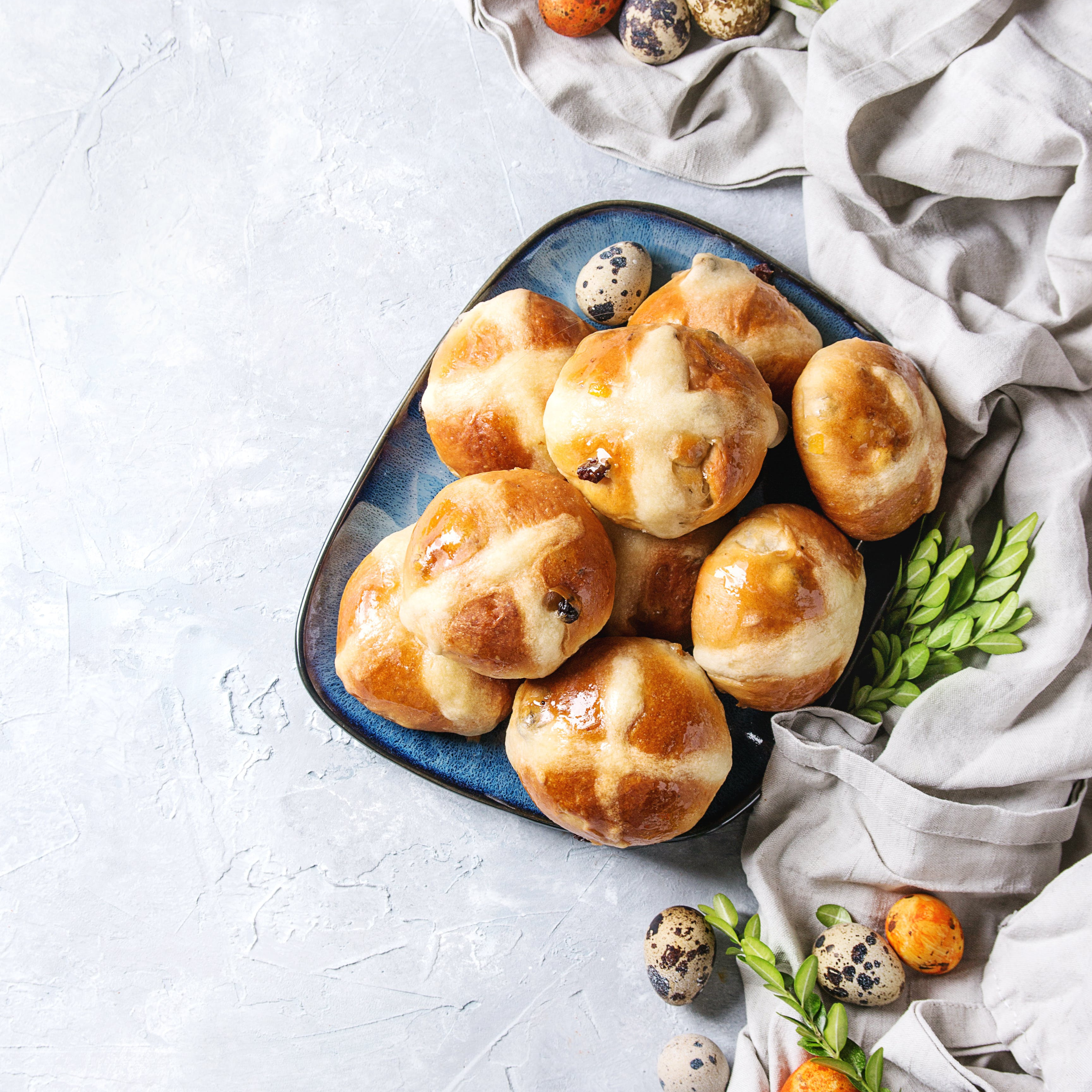 Fluffy homemade hot cross buns