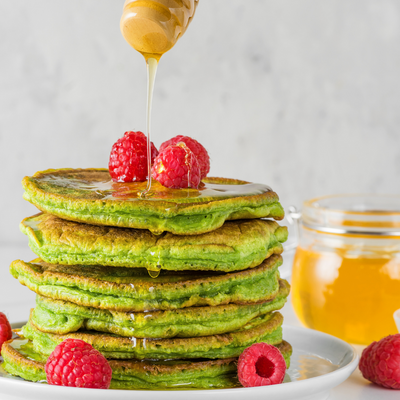 A delicious stack of GREEN Pancakes 🌿 (this has 8 serves of vegetables)