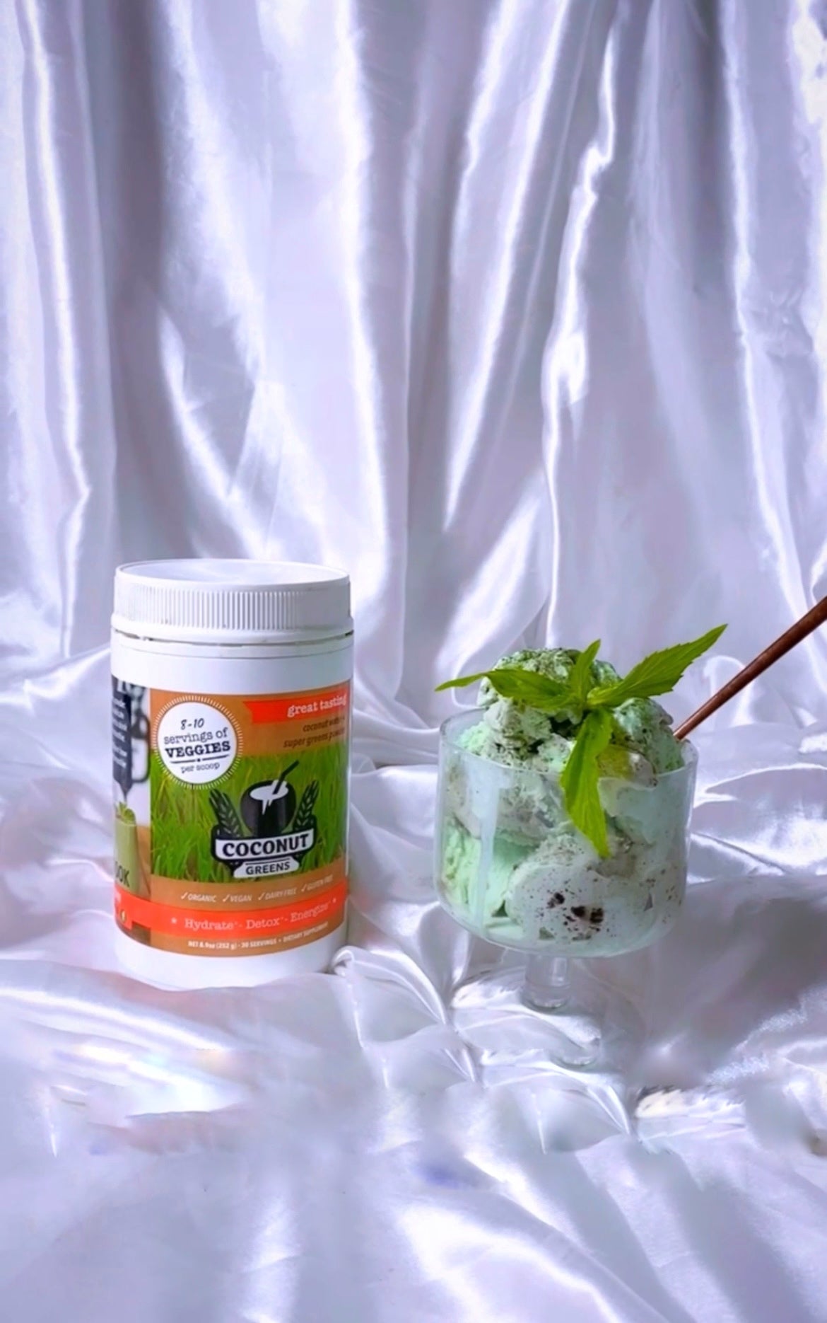 Greens Superfood Mint & Cookie Ice Cream